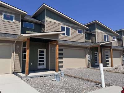 605 Mira Way, Unit B
